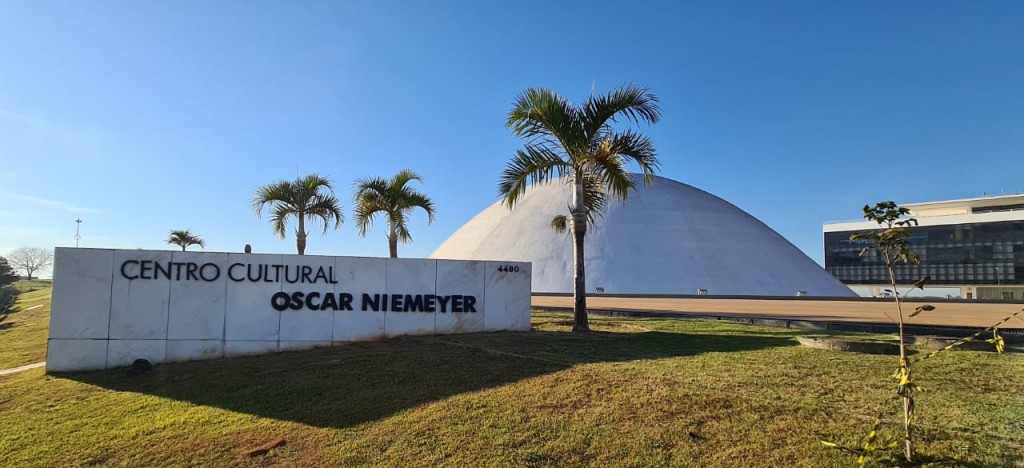 Oscar_Niemeyer_2
