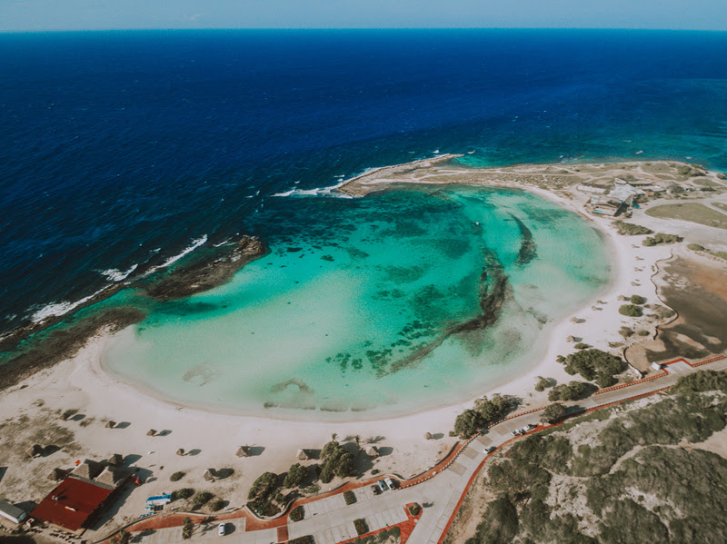 Aruba deixa de exigir teste PCR para a entrada de turistas brasileiros 1 aruba