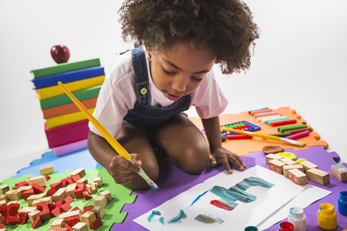 Windsor oferece Kids Club gratuito durante férias de verão 1 Pensando no desafio em unir diversão para as crianças e atrações para os adultos, a rede investe em entretenimento infantil durante o período.