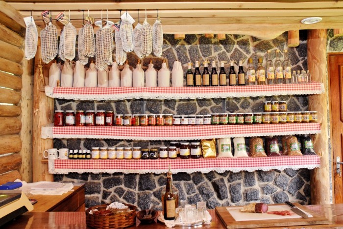 Cidade no Espírito Santo é validada pelo MTur em projeto de turismo rural 1 A rota no Espírito Santo envolve 35 propriedades agrícolas familiares, hotéis e restaurantes