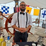 Edelson Alves Evangelista, barman do restaurante Cantón