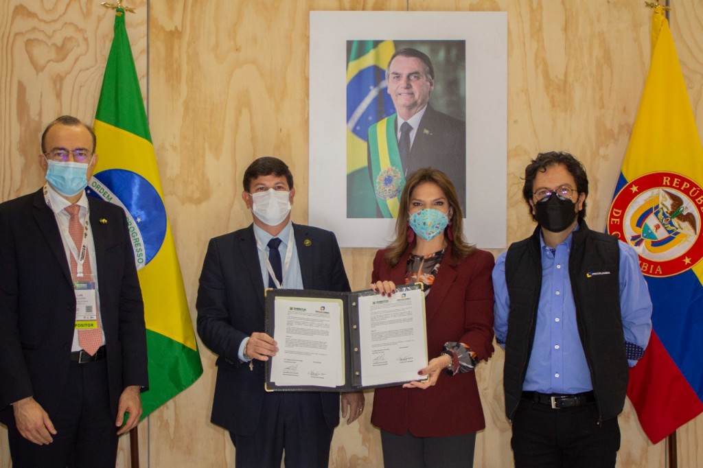 Embratur e ProColombia formalizam promoção conjunta de Brasil e Colômbia WhatsApp Image 2022-02-24 at 15.40.25