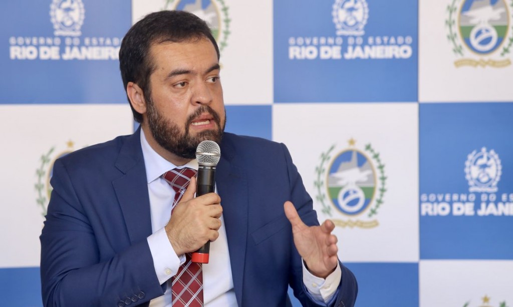 Governador do Rio celebra concessão conjunta de Santos Dumont e Galeão Governador em exercício do Estado do Rio de Janeiro, Cláudio Castro