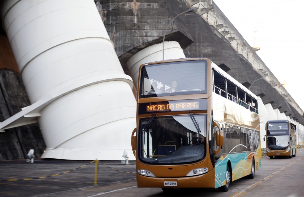 Volume de visitantes na Usina de Itaipu cresce 32% em fevereiro 62290863b301820-DOMINGO0035