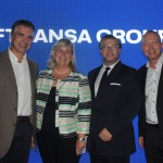 Alexandre Monteiro, do RIOgaleão, Annette Taeuber e Felipe Bonifatti, da Lufthansa, e Florian Potsch, do Aeroporto de Munique Alexandre Monteiro, do RIOgaleão, Annette Taeuber e Felipe Bonifatti, da Lufthansa, e Florian Potsch, do Aeroporto de Munique