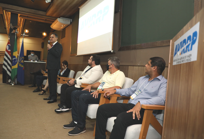 Otimismo com a retomada do turismo marca abertura da Avirrp 2022 2 Autoridades locais e importantes figuras do turismo nacional estiveram presentes na cerimônia inicial.
