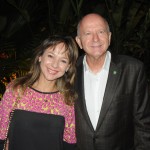 Bernard Rajzman, do Comitê Olímpico Internacional, com Carmen Rajzman Bernard Rajzman, do Comitê Olímpico Internacional, com Carmen Rajzman