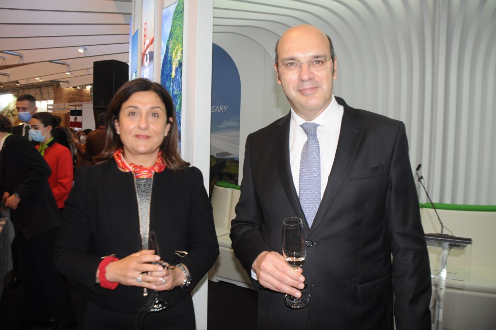 Christine Ourmières-Widener, CEO da TAP, com Pedro Vieira, ministro da Economia de Portugal