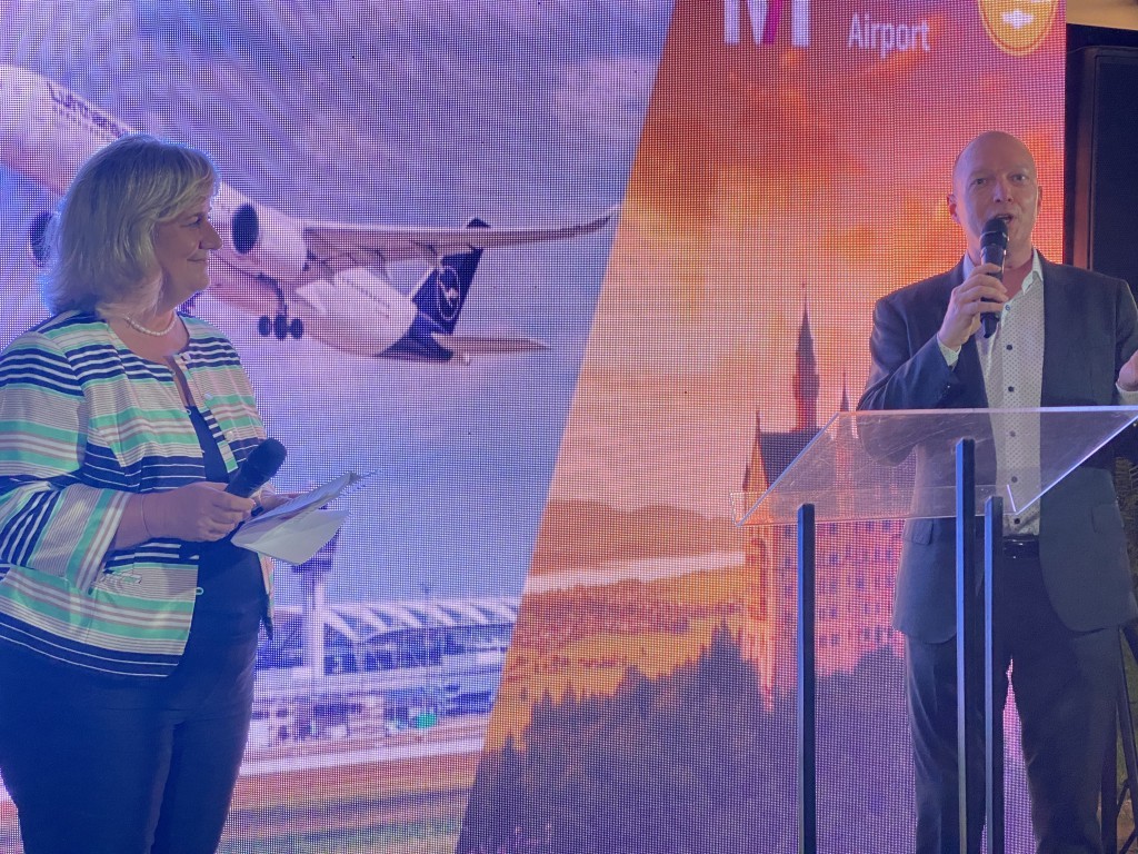 F12BAD11-17D8-4584-9DB8-59F5E8A397DB