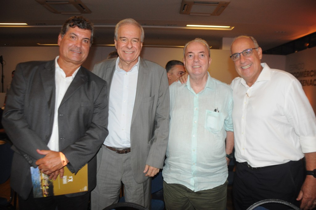 Savio Neves, do Trem do Corcovado, Martinho Ferreira, da Anttur, Nilo Sergio Felix, e Roberto Maciel, da Abrasel