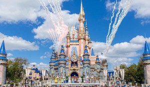 Disney compartilha imagens dos novos shows de 50 anos no Magic Kingdom