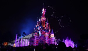 Disneyland Paris inicia comemorações de seus 30 anos de história; veja fotos