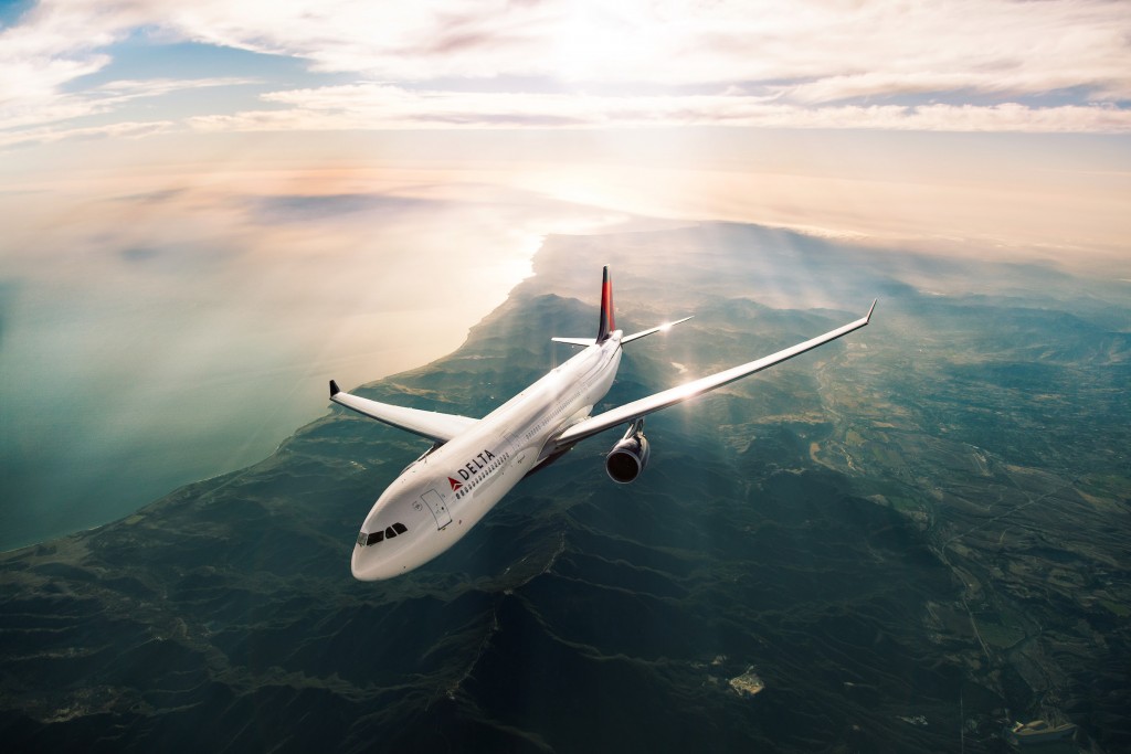 Delta estima transportar quase 9 milhões de clientes neste fim de ano Delta estima transportar quase 9 milhões de clientes neste fim de ano