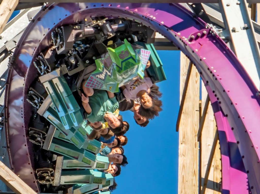 Busch Gardens inaugura montanha-russa híbrida mais alta da América do Norte unnamed