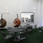 O novo hangar zen fica em uma área mais aberta e arejada O novo hangar zen fica em uma área mais aberta e arejada