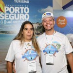 Alessandra Quaresma e Icaro Valverde, da secretaria de Turismo de Porto Seguro
