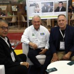 Arialdo Pinho, secretário de Turismo de Ceará, Roy Taylor, do M&E, e Sergio Alves, da Unicom Promo