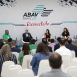 Gervásio Tanabe, da Abracorp, Augusto Bezerra, da Localiza, Anderson Wolf, da Gol, Silene Coelho, da Rede Accor, Marina Shimada, da Honda, e Carolina Passarelli, da Raízen