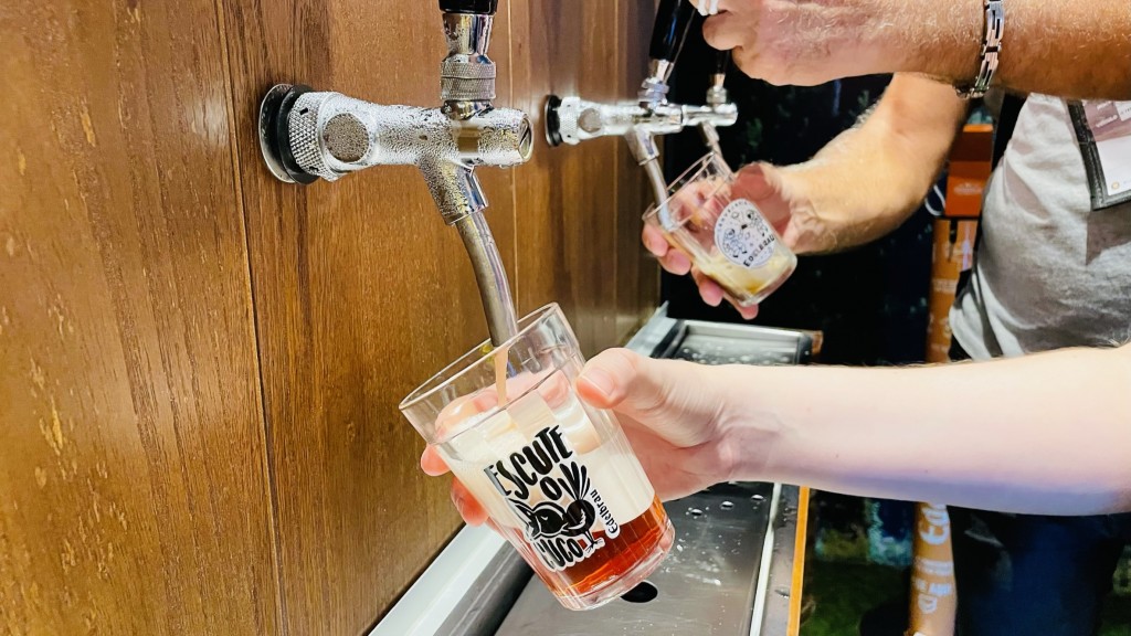 Cinco opções de chopp estão disponíveis para a degustação - Foto: Ana Azevedo Cinco opções de chopp estão disponíveis para a degustação - Foto: Ana Azevedo