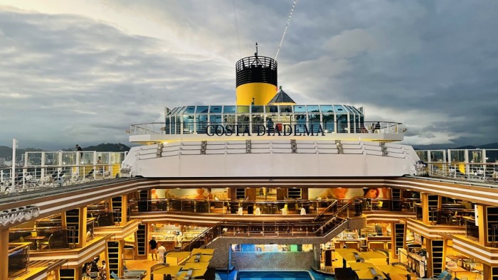 Apelidado de “Rainha do Mediterrâneo”, o Costa Diadema estreou no Brasil navegará no Brasil na próxima temporada