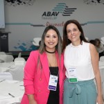 Kelly Castange, da Abav-SP I Aviesp, e Juliana Luengo, da Bedsonline