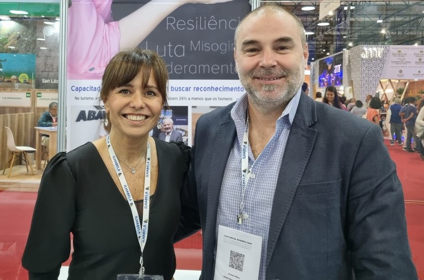 WTM-LA: Bahia Príncipe lança campanha para incrementar ocupação 1 Malena Omoldi, diretora comercial, e Gustavo Mesa, gerente comercial América Latina do Bahia Principe Hotels&Resorts