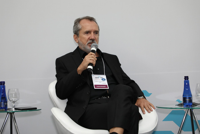 Abav TravelSP: painel debate aumento de preço das passagens e mudanças no setor 3 Roberto Luiz, diretor da Inframerica (Foto: Eric Ribeiro).