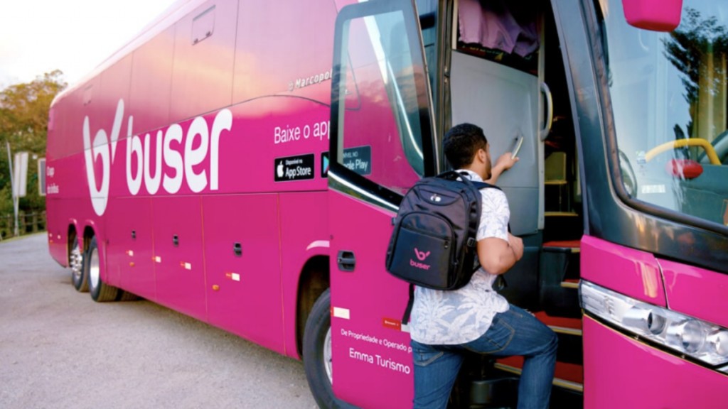Buser espera 130 mil passageiros durante este feriadão de Tiradentes embarque
