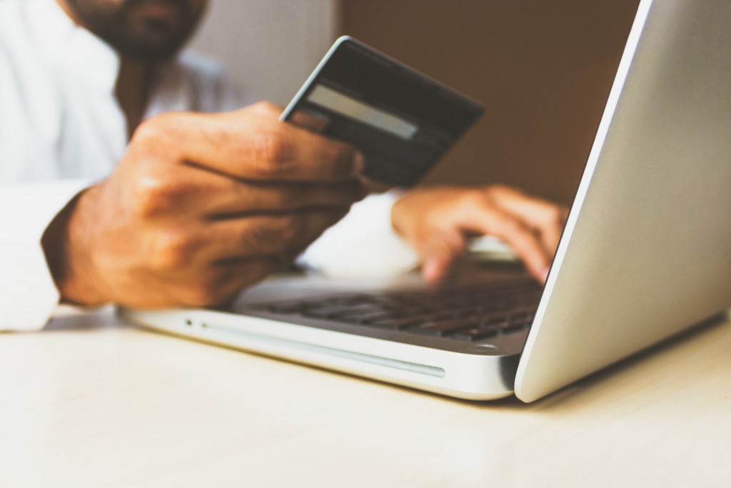 CVC fecha parceria com Comarch para fortalecer programa de fidelidade 1 rupixen com Q59HmzK38eQ unsplash CVC fecha parceria com Comarch para fortalecer programa de fidelidade