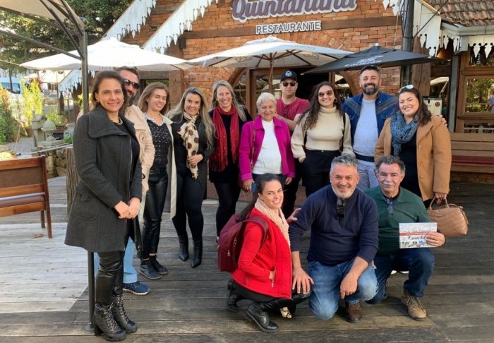 Comitiva de Minas Gerais visita a Serra Gaúcha em parceria com Festuris 1 Viagem de benchmarking reúne empresários e integrantes do setor público mineiro.