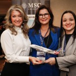 Catia Frias e Simoni De As, da American Airlines, e Keila Souza, da MSC Cruzeiros Catia Frias e Simoni De As, da American Airlines, e Keila Souza, da MSC Cruzeiros