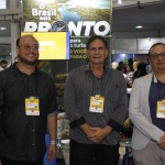 Daniel Cirino, da Serpro, Sérgio Flores, do MTur, e Wellington Fernando, da Serpro