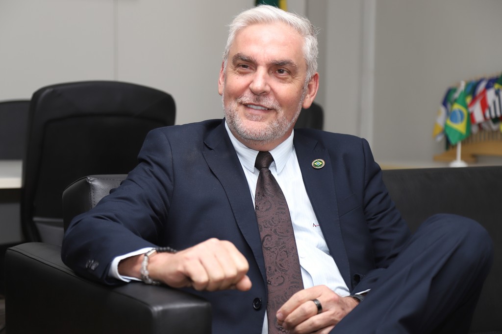 Diretor Presidente Silvio Nascimento (5)