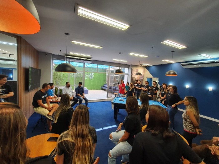 Onfly inaugura sede em Belo Horizonte 1 Traveltech Onfly inaugura sede voltada a estimular as conexões presenciais entre colaboradores, clientes e fornecedores.