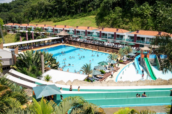 Parques e Atrações 7 Grupo Cascanéia fortalece parcerias durante BNT, em Balneário Camboriú (SC)