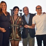 Julia Loyola, Aline Melo, Orlando e Ullians Batista, premiados da Booking, com o diretor da Iberostar