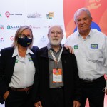 Rosa Masgrau e Roy Taylor, do M&E, com Drausio Tabuso, da D. Tabuso Turismo