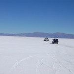 Salinas Grandes, gigantesco deserto branco de sal tem 212 km2 de área