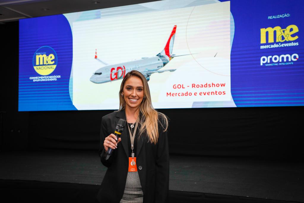 Roadshow M&E 2022: Gol apresenta retomada da malha aérea nacional e internacional 1 Letícia Paganini, executiva da Gol de São Paulo - Foto: Eric Ribeiro/M&E