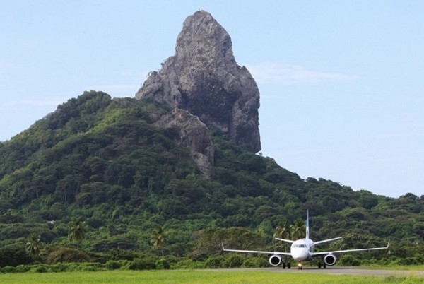 Anac libera pousos de jatos em Fernando de Noronha a partir de 18 de março 1 A recuperação total da pista deve ser concluída até dezembro de 2025 (Divulgação/ Distrito Estadual de Fernando de Noronha)