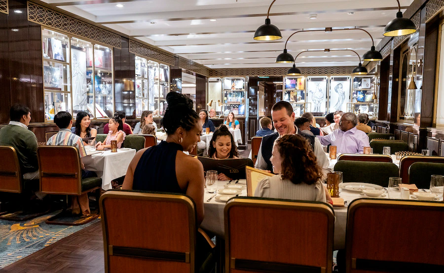 Disney Wish: veja detalhes do restaurante “1923” inspirado no início do  Walt Disney Studios