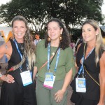 Paula Hall, da Bumblebee, com Fabiana Ribeiro e Carol Gago, da Kaluah