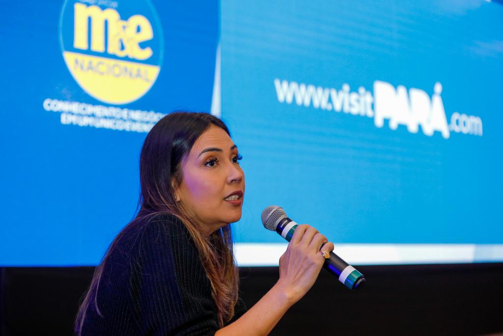 Roadshow M&E: "No Pará, a diversidade é o nosso foco" 1 Alessandra Pamplona diretora de produtos turísticos no governo do estado do Pará.