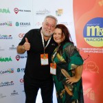 Michael Barkoczy, da ETS, e Mila G, da Brasilia Viagens