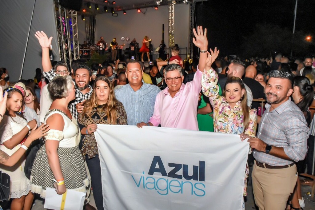 Porto Seguro festeja mais de 100 casais de todo o país em Dia dos Namorados WhatsApp Image 2022-06-13 at 22.11.08