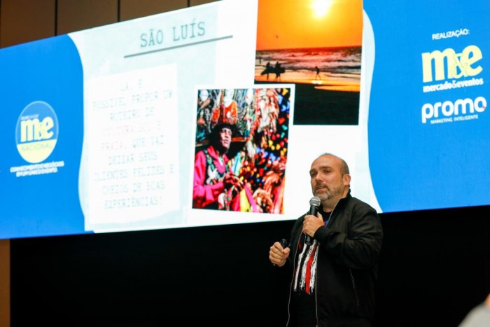 Roadshow M&E: Perfil de turista do Maranhão é atrativo para agentes 1 Hugo Veiga, da Setur-MA apresentou dados interessantes sobre o perfil de turista do Estado (Foto: Eric Ribeiro).