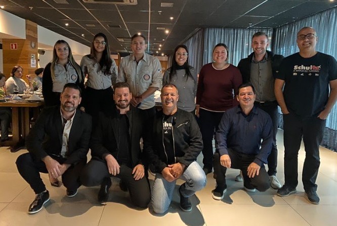 Schultz já capacitou mais de 500 agentes durante roadshow pelo Brasil Roadshow soma mais de 10 cidades em todo Brasil e já tem novas agendas previstas.