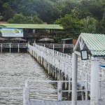 Pier e estrutura receptiva da empresa de passeios náutico Natureza Tur