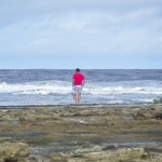 O arrecife tem uma grande extensão, fazendo com que se formem piscinas naturais de águas calmas e rasas na maré baixa