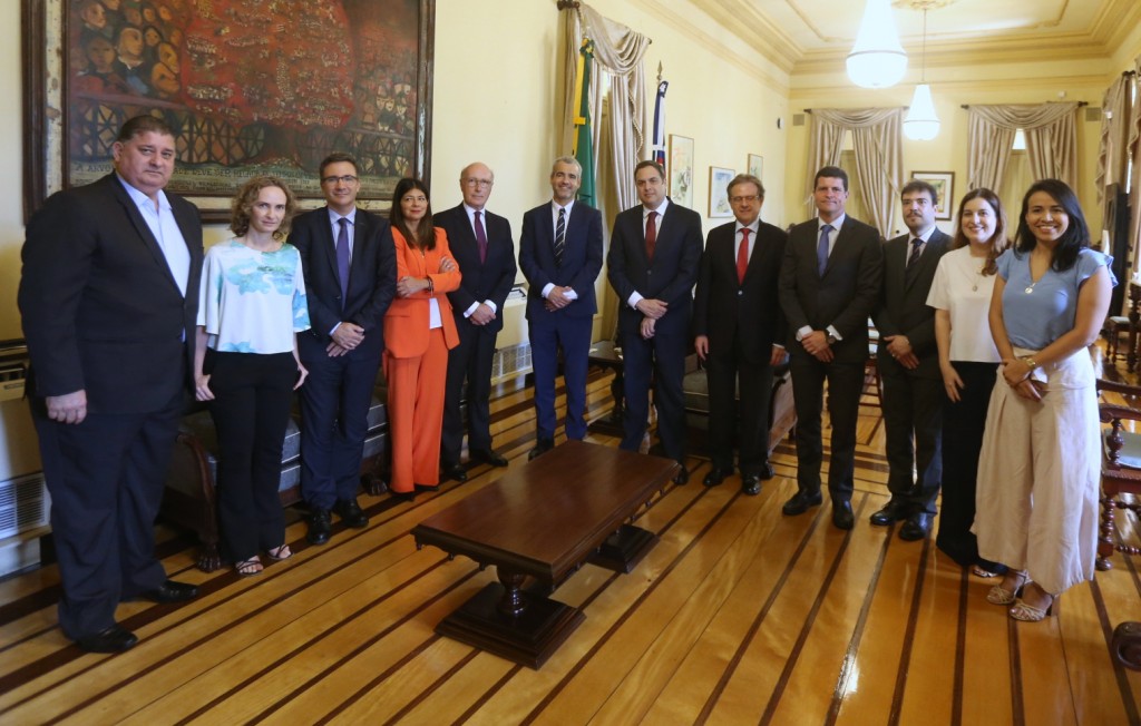 Destinos 8 Aena 3 Destinos